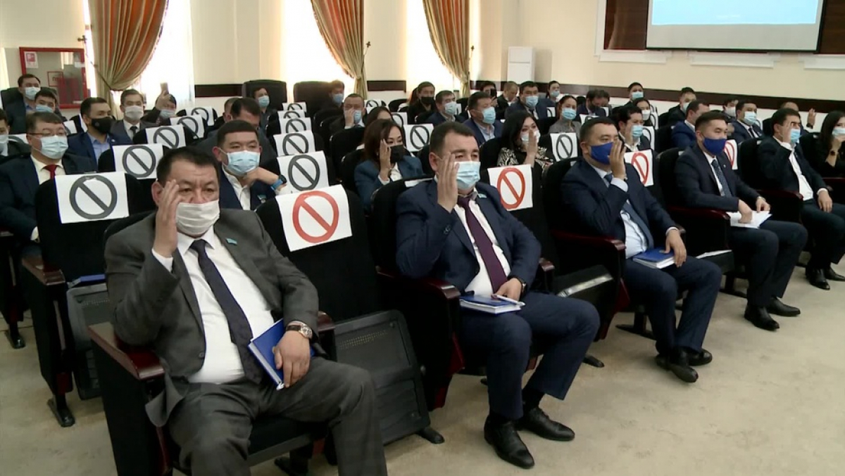 ЖЕТІНШІ ШАҚЫРЫЛЫМДАҒЫ ШЫМКЕНТ ҚАЛАСЫ МӘСЛИХАТЫНЫҢ АЛҒАШҚЫ СЕССИЯСЫ ӨТТІ