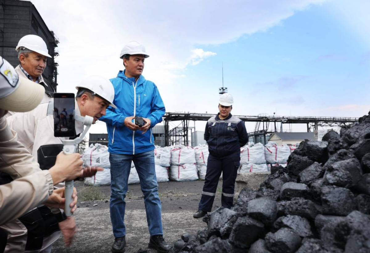 ОБЛЫС ӘКІМІ ТАРАЗ МЕТАЛЛУРГИЯ ЗАУЫТЫНЫҢ ЖҰМЫСЫМЕН ТАНЫСТЫ