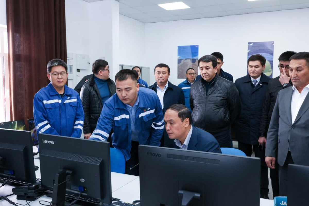 ЕРБОЛ ҚАРАШӨКЕЕВ САРЫСУДАҒЫ КӘСІПОРЫНДАРДЫҢ ЖҰМЫСЫМЕН ТАНЫСТЫ