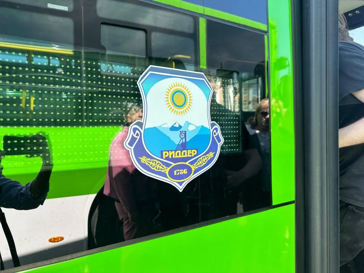 РИДДЕРДЕ 25 ЖАҢА АВТОБУС ҚОЛДАНЫСҚА БЕРІЛДІ